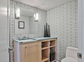 2340 Jupiter Drive, Los Angeles CA 90046