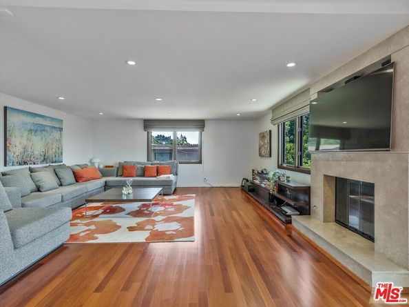 2340 Jupiter Drive, Los Angeles CA 90046