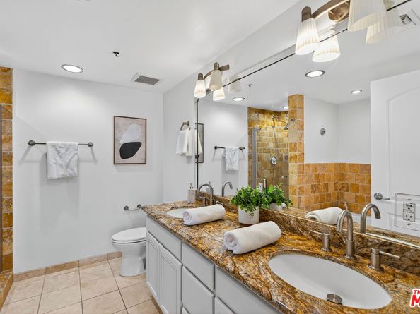 2480 S Centinela Avenue 302, Los Angeles CA 90064