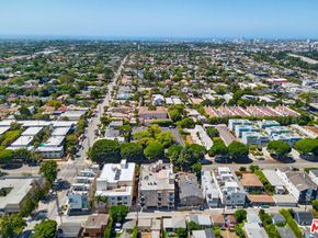 2480 S Centinela Avenue 302, Los Angeles CA 90064