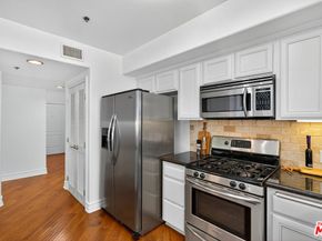 2480 S Centinela Avenue 302, Los Angeles CA 90064