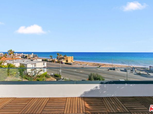 22065 Pacific Coast Highway 7, Malibu CA 90265