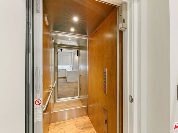 22065 Pacific Coast Highway 7, Malibu CA 90265