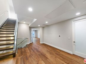 22065 Pacific Coast Highway 7, Malibu CA 90265