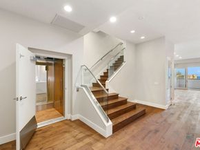 22065 Pacific Coast Highway 7, Malibu CA 90265