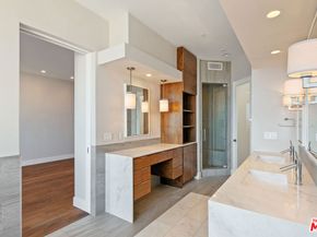 22065 Pacific Coast Highway 7, Malibu CA 90265