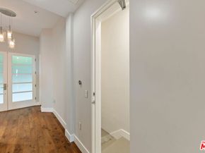 22065 Pacific Coast Highway 7, Malibu CA 90265