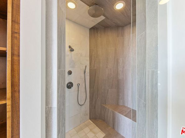 22065 Pacific Coast Highway 7, Malibu CA 90265