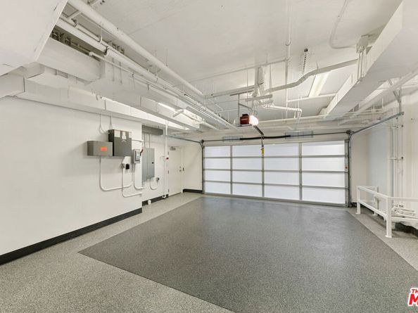 22065 Pacific Coast Highway 7, Malibu CA 90265