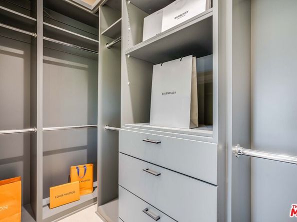 1737 Warnall Avenue, Los Angeles CA 90024