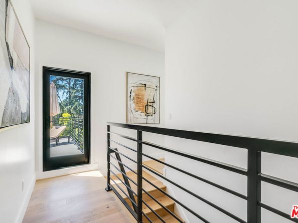 1737 Warnall Avenue, Los Angeles CA 90024