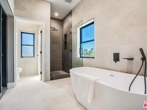 1737 Warnall Avenue, Los Angeles CA 90024