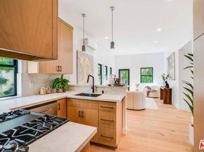 1737 Warnall Avenue, Los Angeles CA 90024