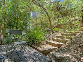 13451 Cheltenham Drive, Sherman Oaks CA 91423