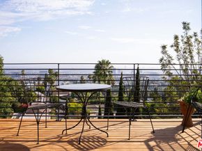 5693 Spreading Oak Drive, Los Angeles CA 90068