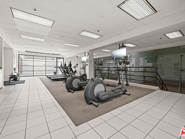 600 W 9th Street 1206, Los Angeles CA 90015