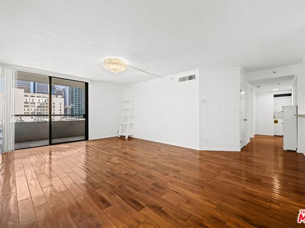 600 W 9th Street 1206, Los Angeles CA 90015