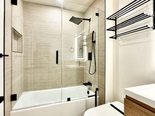 22461 Caminito Costa 20, Laguna Hills CA 92653