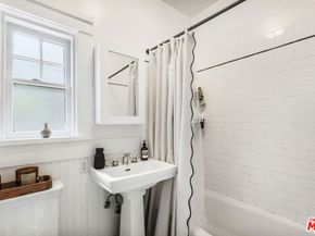 1120 W Edgeware Road, Los Angeles CA 90026