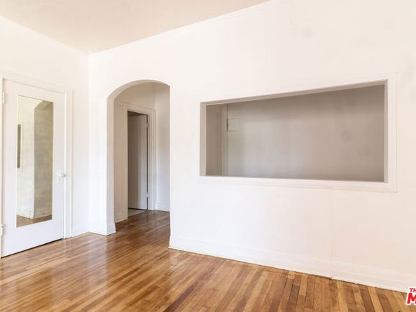 2121 James M Wood Boulevard 411, Los Angeles CA 90006