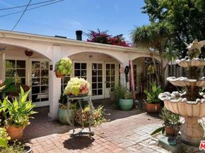 812 N Sweetzer Avenue, West Hollywood CA 90069