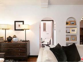 812 N Sweetzer Avenue, West Hollywood CA 90069