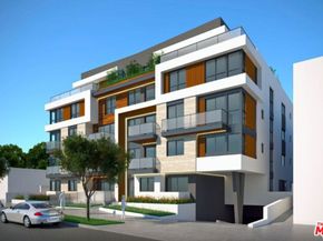 812 N Sweetzer Avenue, West Hollywood CA 90069