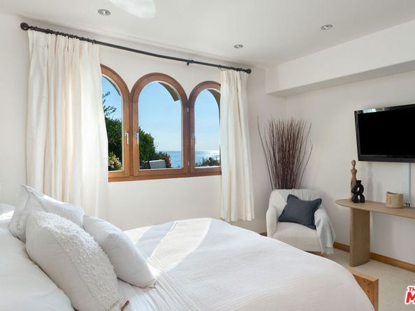 32804 Pacific Coast Highway, Malibu CA 90265