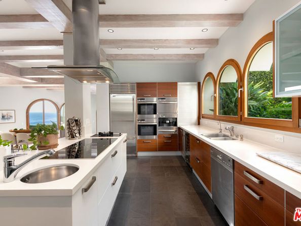 32804 Pacific Coast Highway, Malibu CA 90265