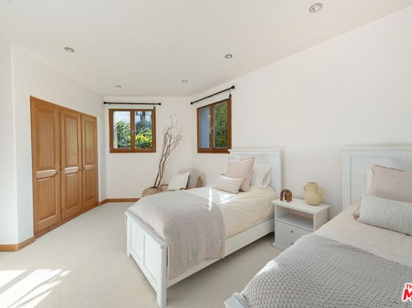 32804 Pacific Coast Highway, Malibu CA 90265