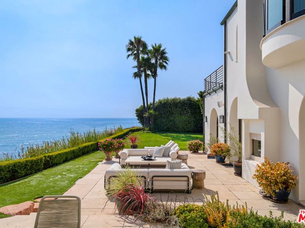 32804 Pacific Coast Highway, Malibu CA 90265