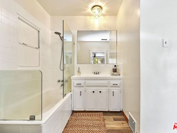 728 S Windsor Boulevard, Los Angeles CA 90005