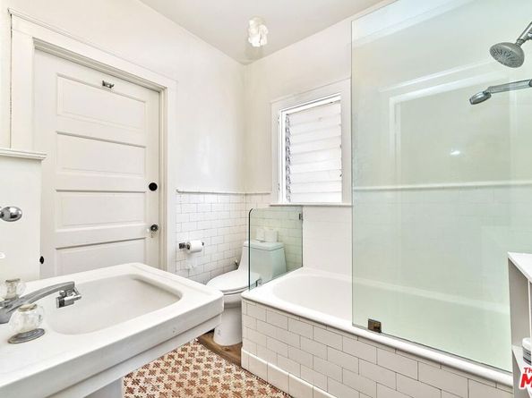 728 S Windsor Boulevard, Los Angeles CA 90005