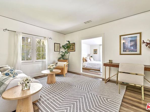 728 S Windsor Boulevard, Los Angeles CA 90005