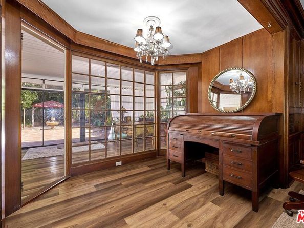 728 S Windsor Boulevard, Los Angeles CA 90005