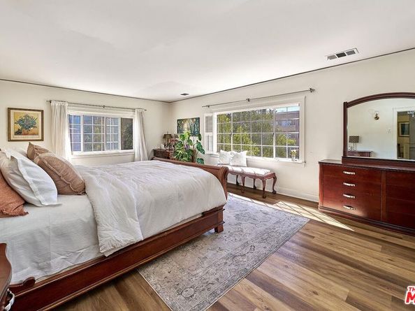 728 S Windsor Boulevard, Los Angeles CA 90005
