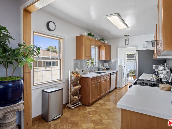 3428 S Cloverdale Avenue, Los Angeles CA 90016