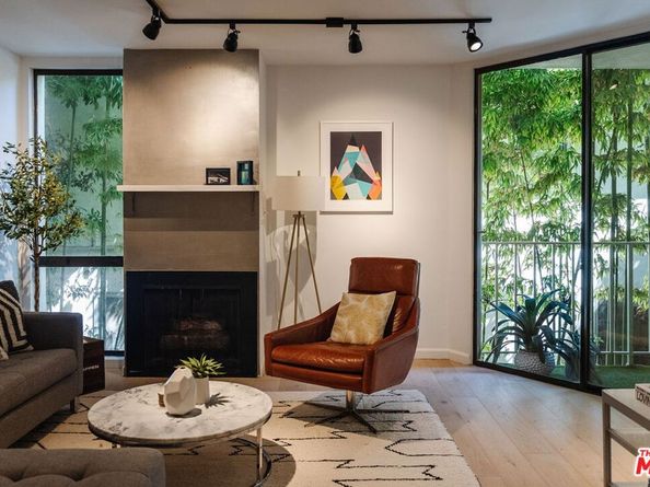 1230 N Sweetzer Avenue 204, West Hollywood CA 90069