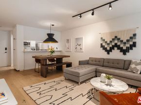 1230 N Sweetzer Avenue 204, West Hollywood CA 90069