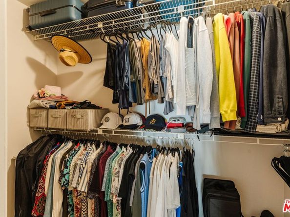1230 N Sweetzer Avenue 204, West Hollywood CA 90069