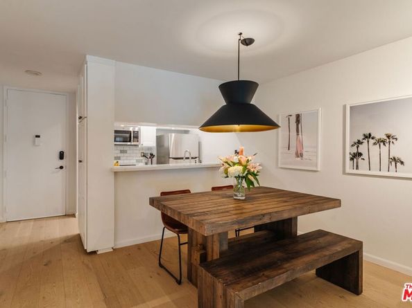 1230 N Sweetzer Avenue 204, West Hollywood CA 90069