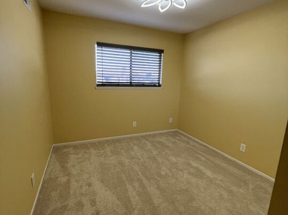 14456 Foothill Boulevard 28, Sylmar CA 91342