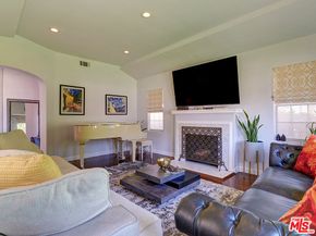 1019 S Rimpau Boulevard, Los Angeles CA 90019