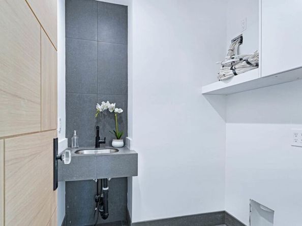 4710 Berryman Avenue, Culver City CA 90230