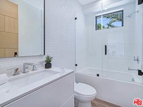 4710 Berryman Avenue, Culver City CA 90230