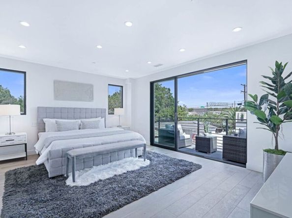 4710 Berryman Avenue, Culver City CA 90230