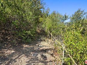 860 Old Topanga Canyon Road, Topanga CA 90290