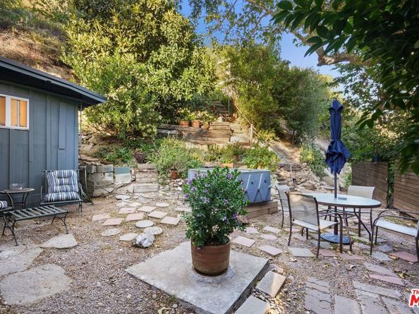 860 Old Topanga Canyon Road, Topanga CA 90290