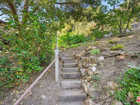 860 Old Topanga Canyon Road, Topanga CA 90290