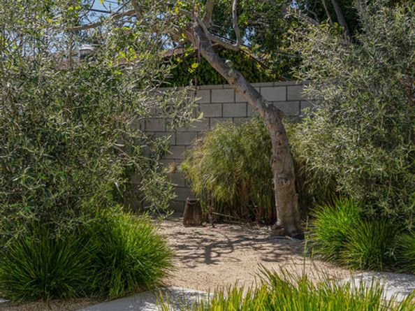 814 Angelus Place, Venice CA 90291